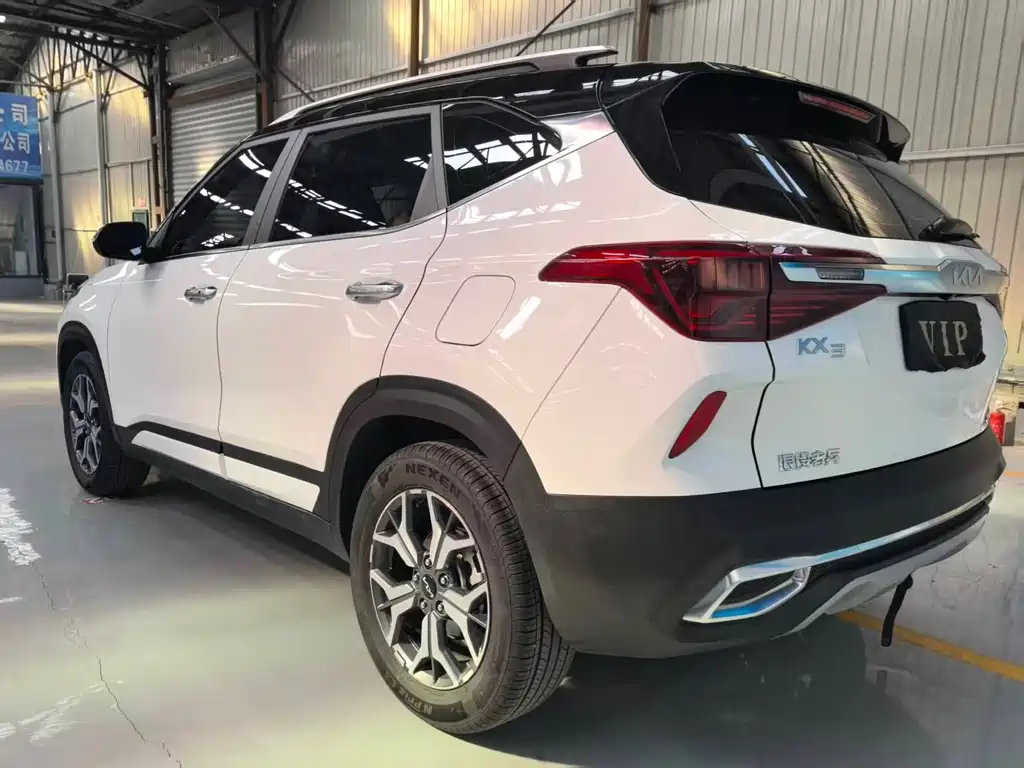 Kia KX3 2022 — фото 4