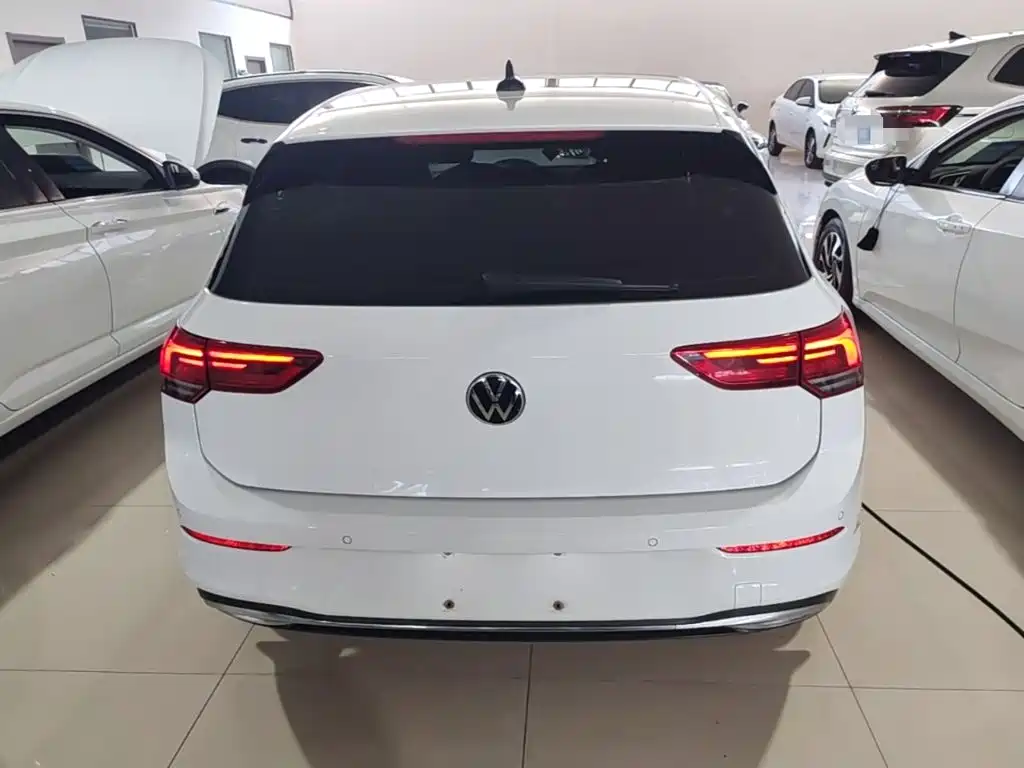 Volkswagen Golf 2022