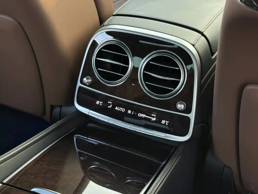 Mercedes-Benz S-Class AMG 2017 — фото 32