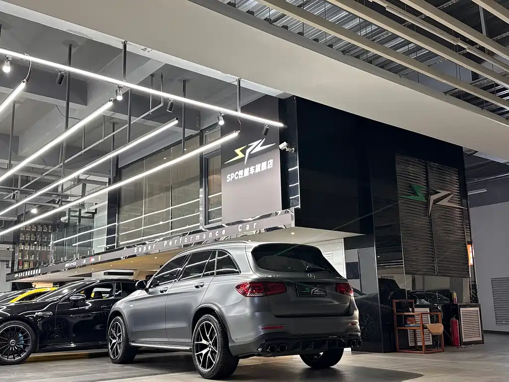 Mercedes-Benz GLC AMG 2023 — фото 15