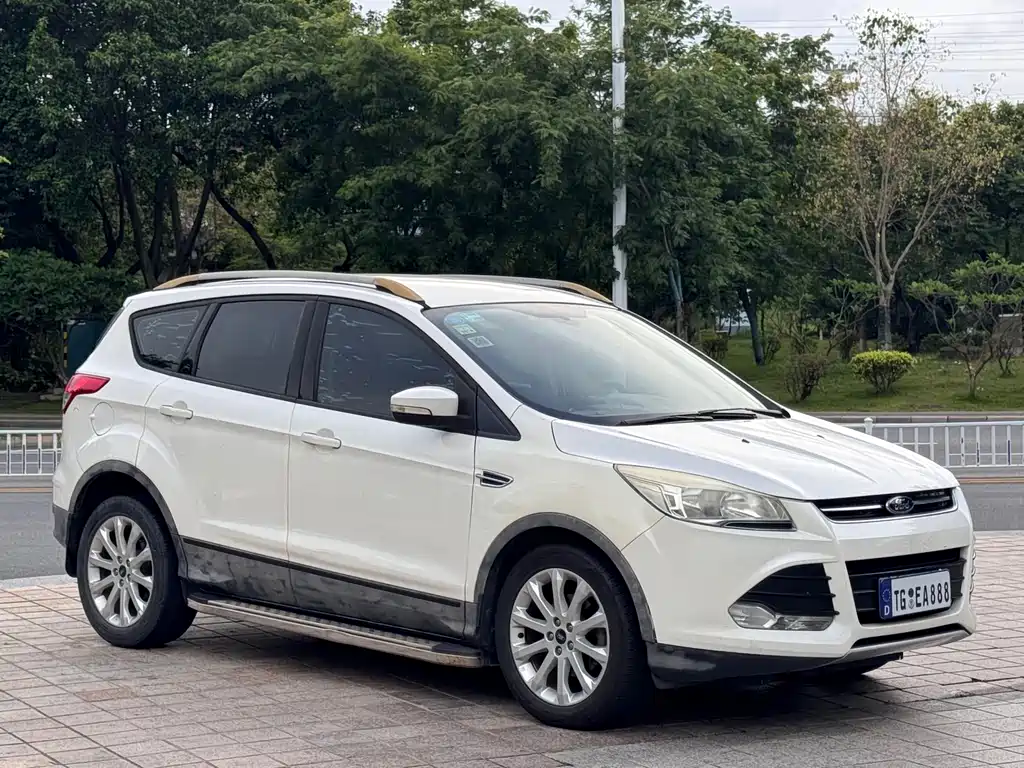 Ford Kuga 2016 — фото 3
