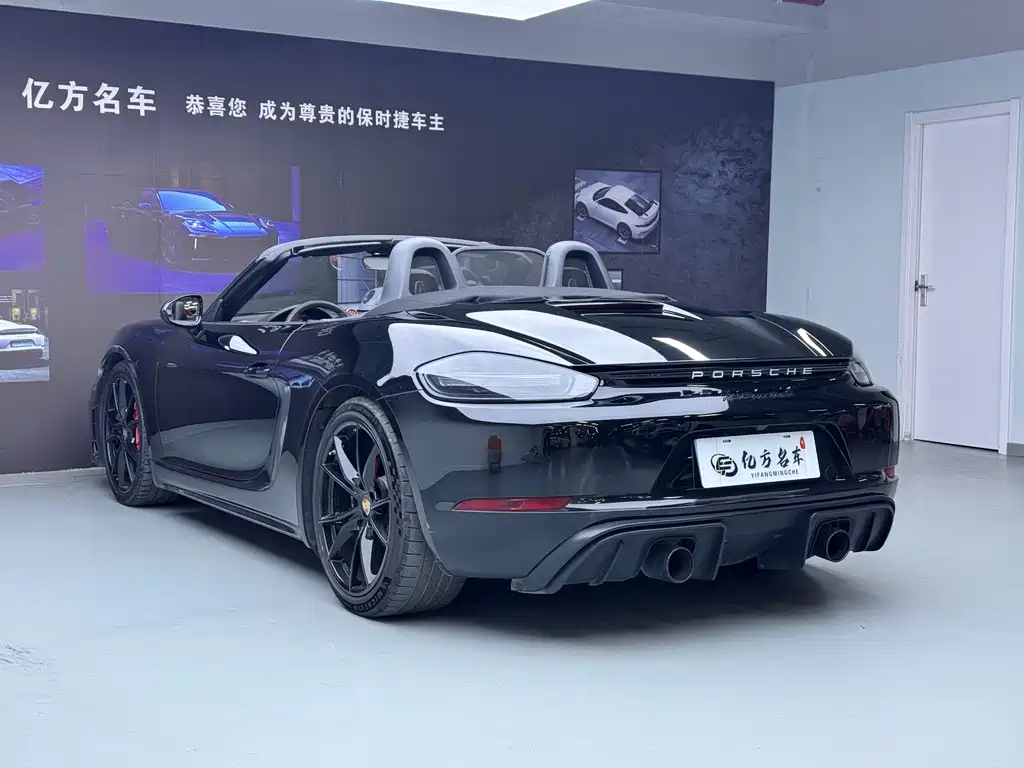 Porsche 718 2017 — фото 14