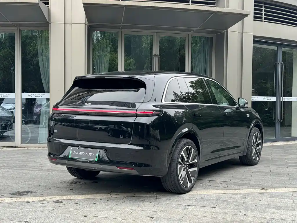 Li Auto Li L7 2023