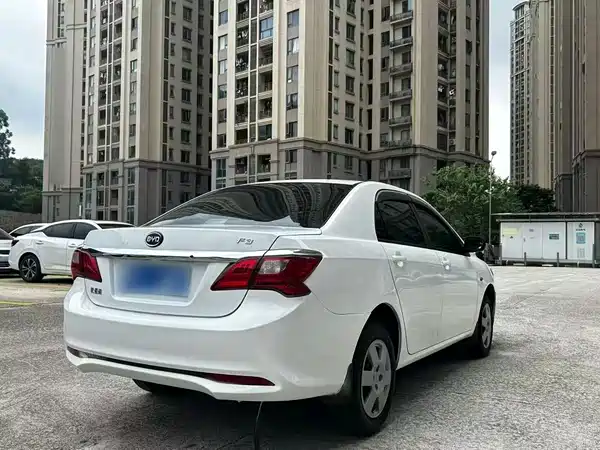 BYD F3 2021