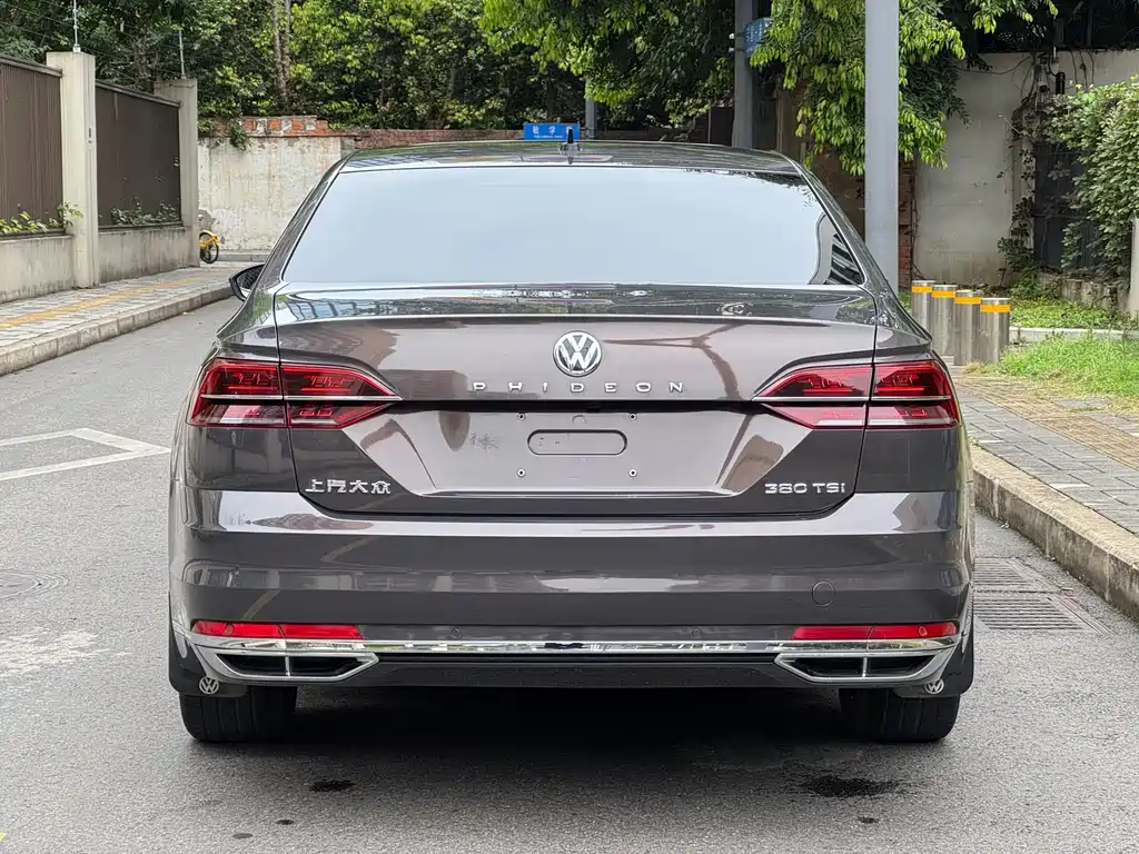 Volkswagen Phideon 2018 — фото 9