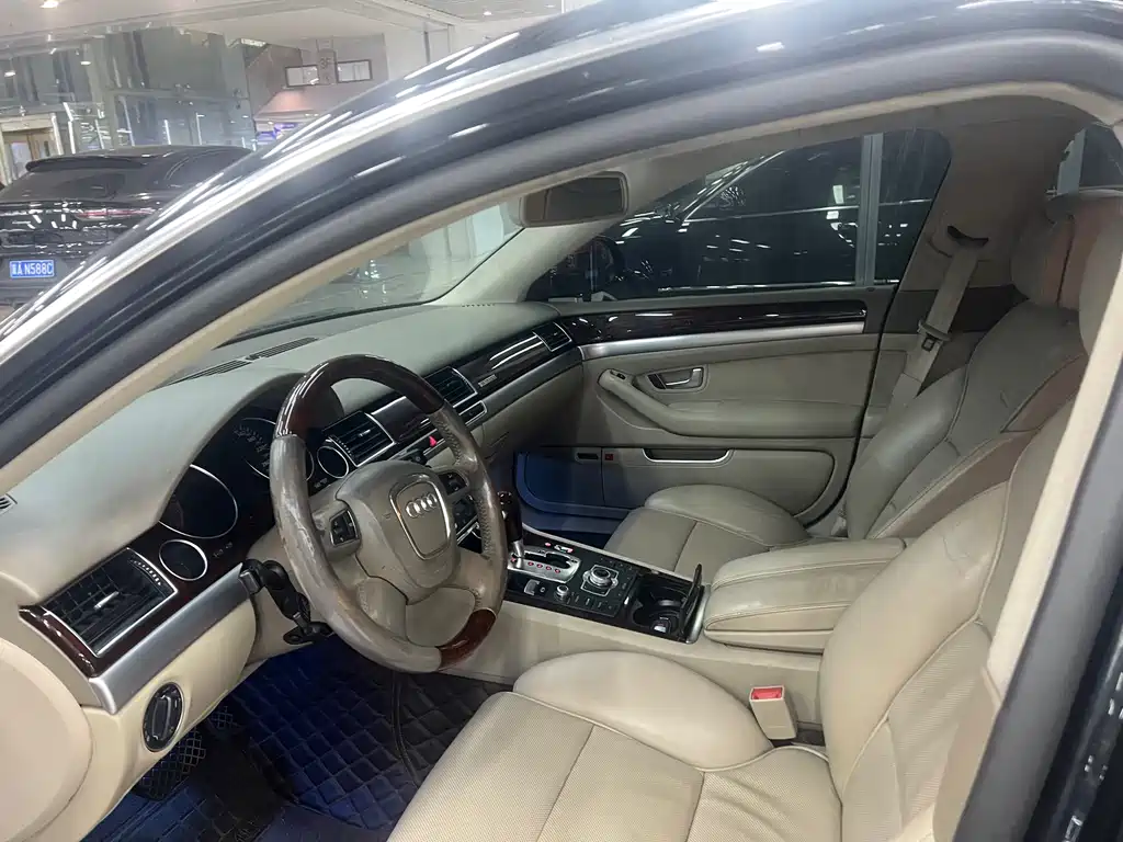 Audi A8 2008