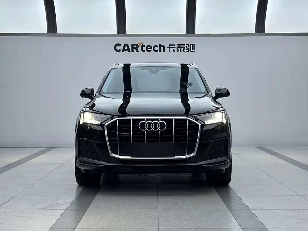 Audi Q7 2023 — фото 2