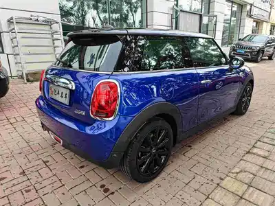 MINI MINI 2019