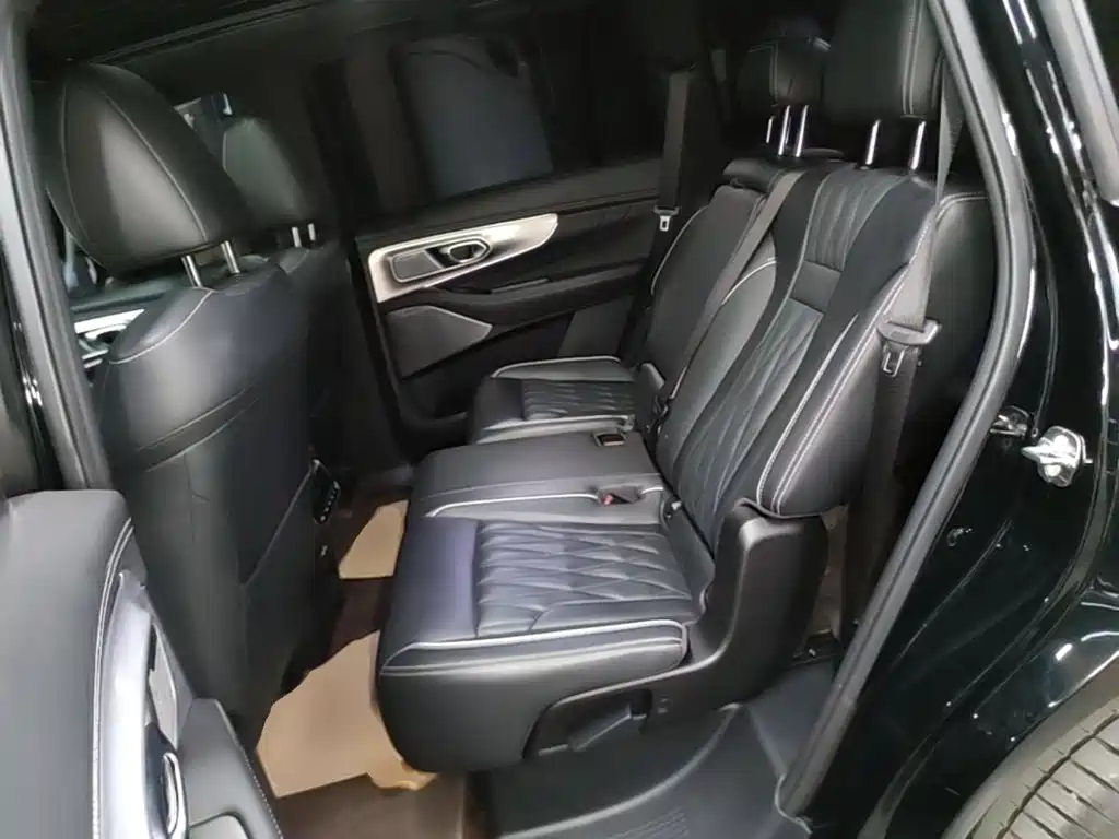 GAC Trumpchi GS8 2024 — фото 17