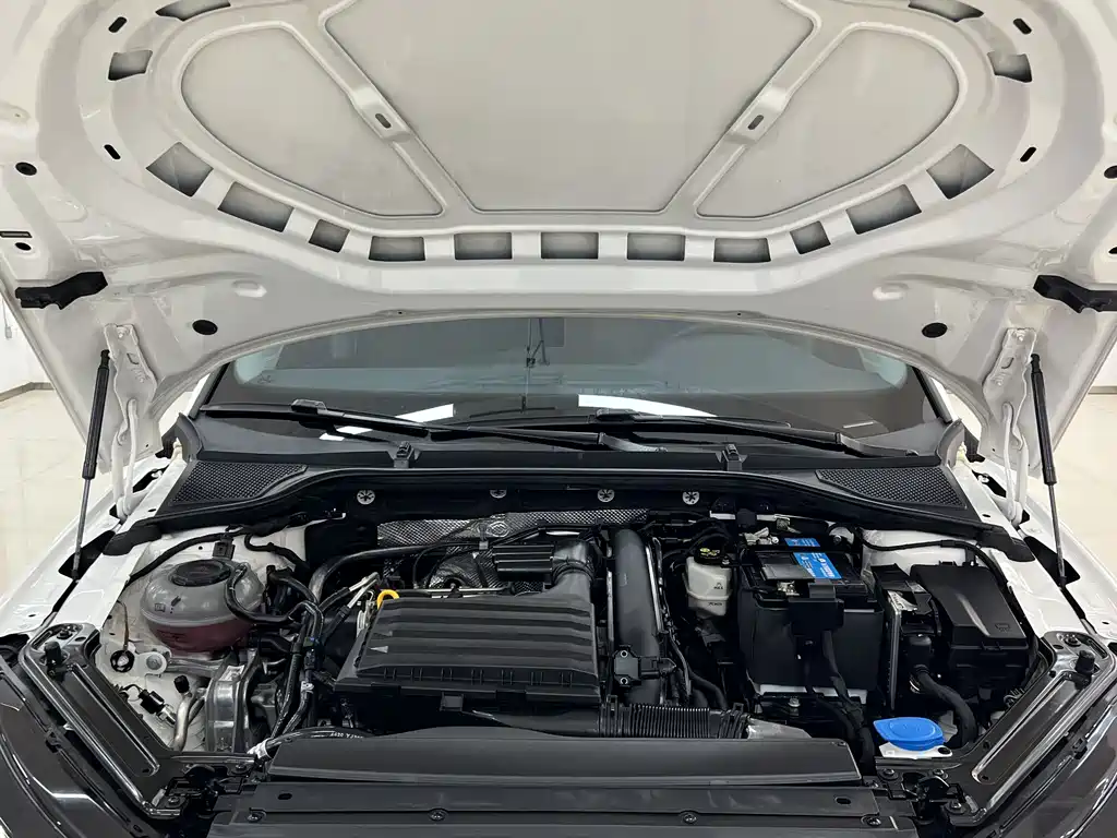 Skoda Octavia 2021 — фото 16