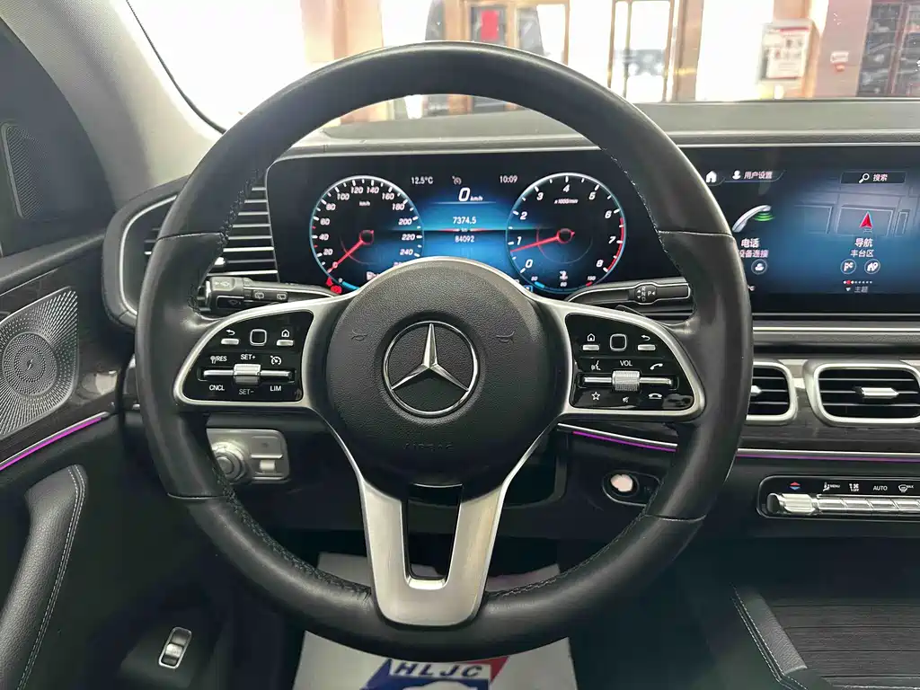 Mercedes-Benz GLE 2021 — фото 14