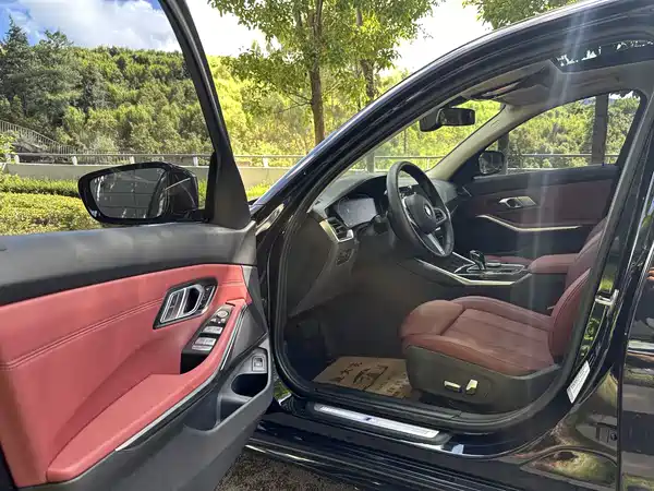 BMW 3 Series 2022