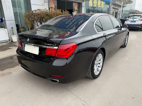 BMW 7 Series 2009
