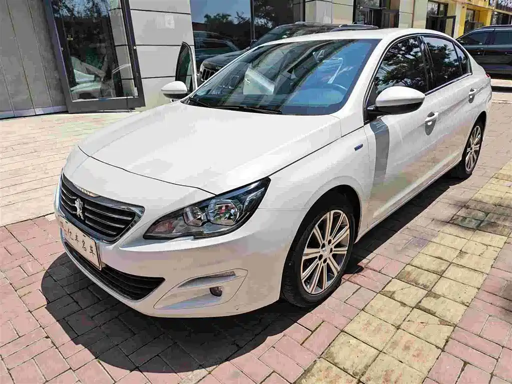 Peugeot 408 2017