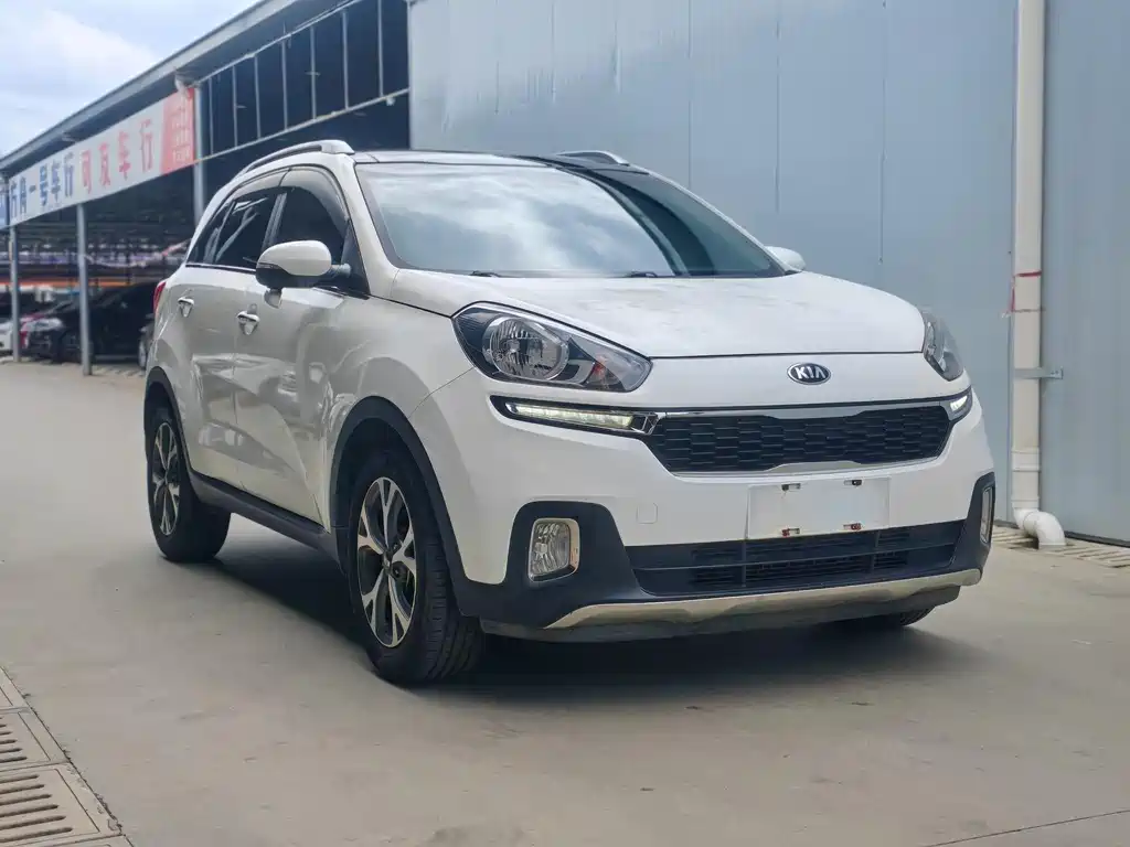 Kia KX3 2016 — фото 8