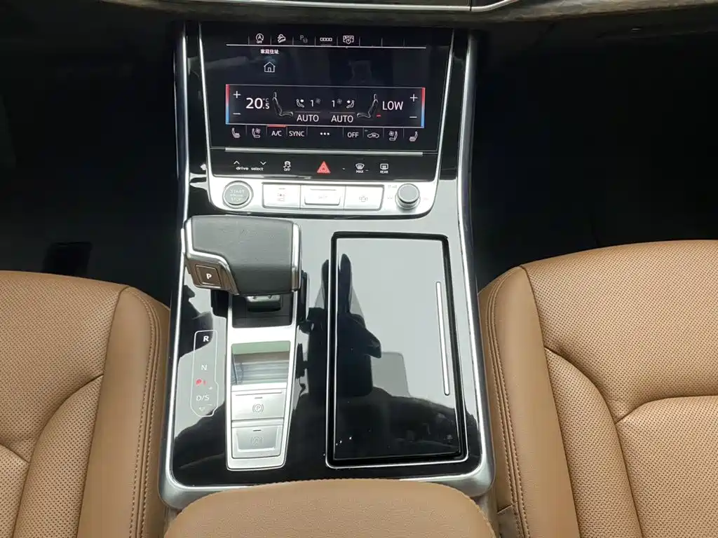 Audi Q7 2023 — фото 22