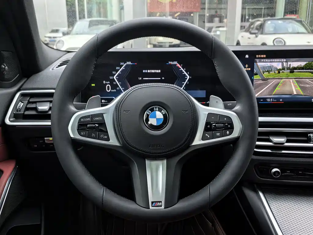 BMW 3 Series 2023 — фото 17