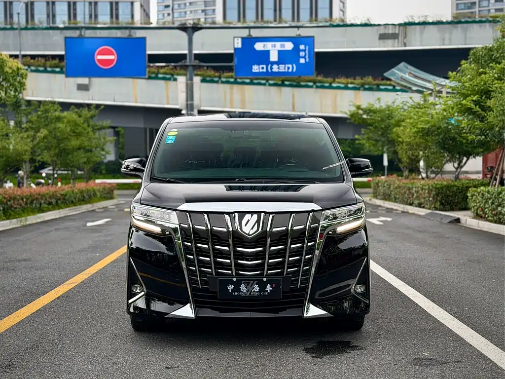 Toyota Alphard 2018