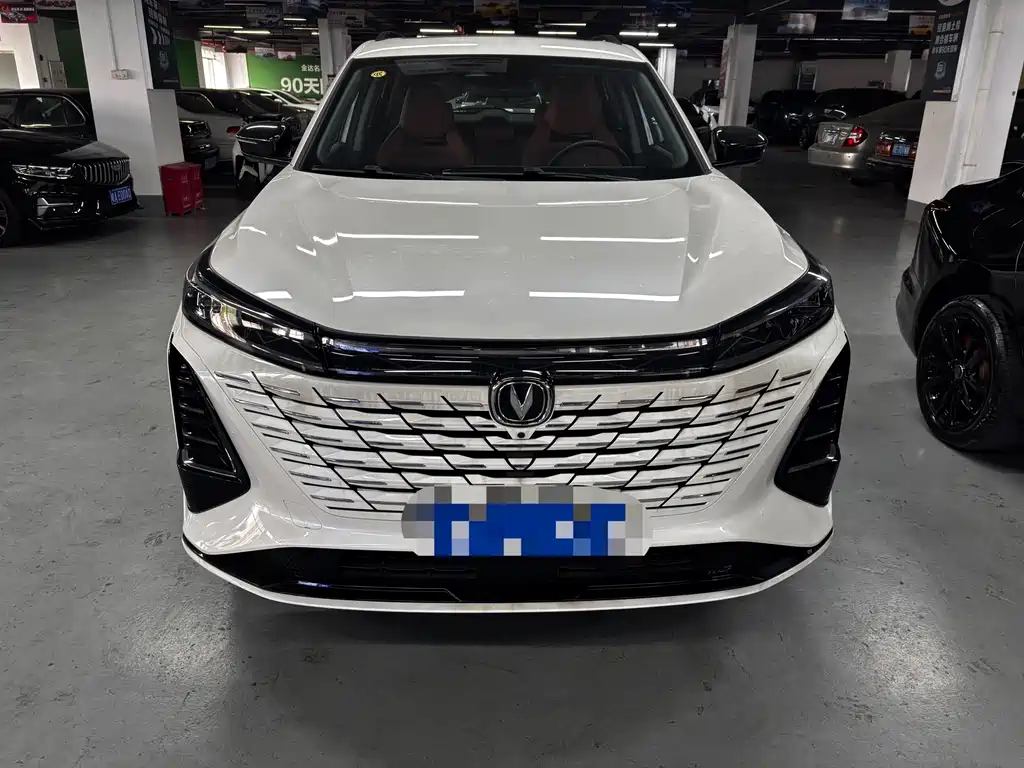 Changan CS75PLUS 2024 — фото 2