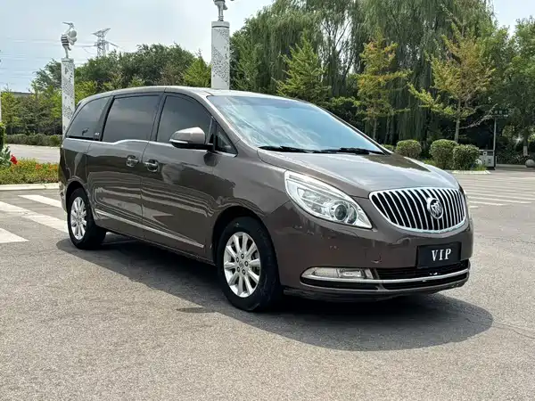 Buick GL8 2011
