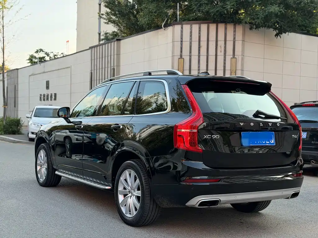 Volvo XC90 2017