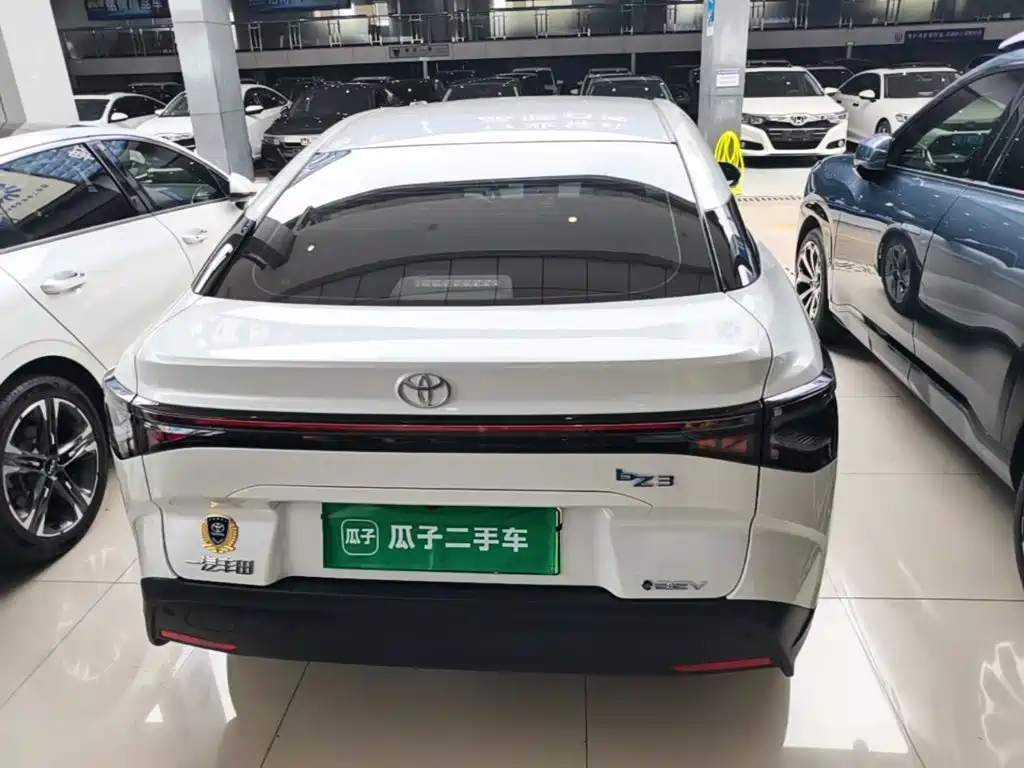 Toyota bZ3 2024