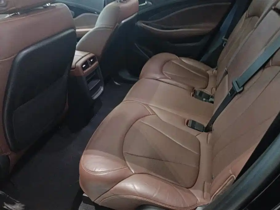 Buick Envision Plus 2020 — фото 11