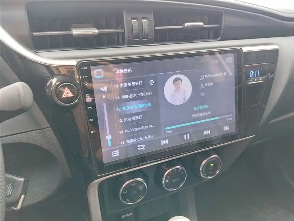 Toyota Corolla 2018 — фото 13