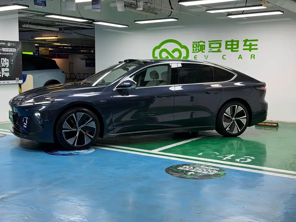 NIO ET7 2022