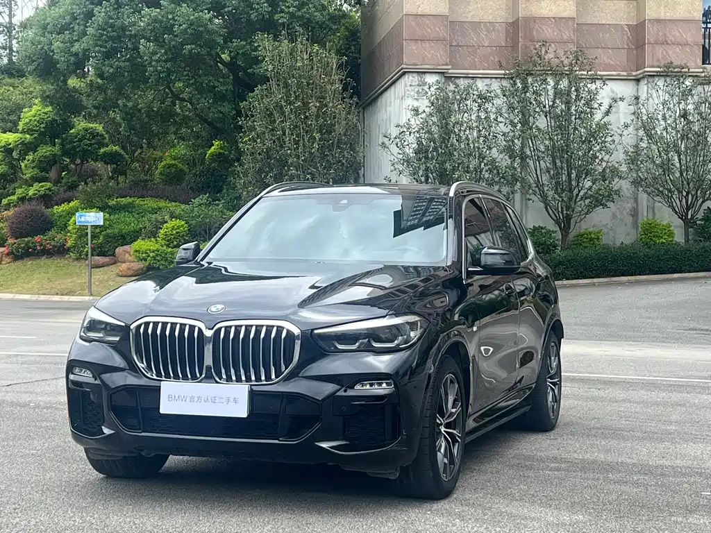 BMW X5 2020 — фото 1