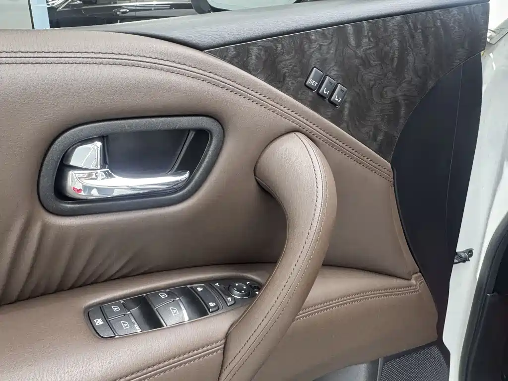 Nissan Patrol 2022 — фото 12