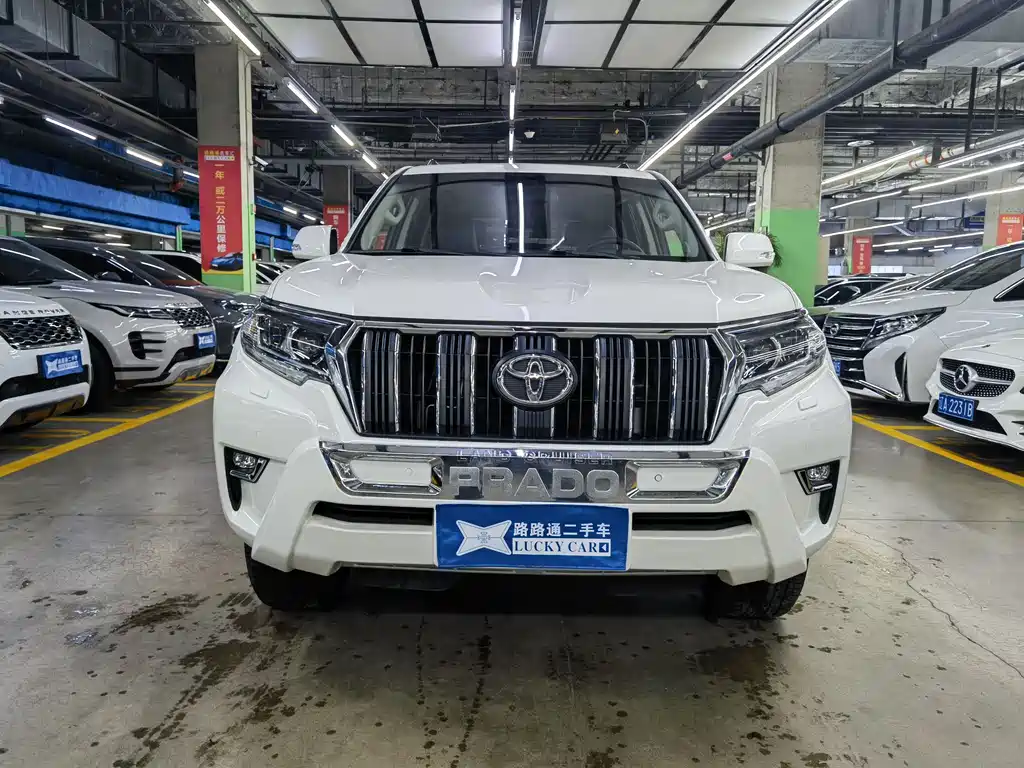 Toyota Prado 2018 — фото 2