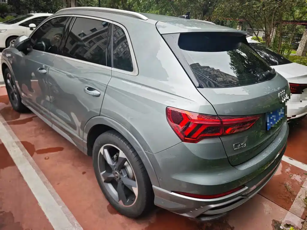 Audi Q3 2023 — фото 11
