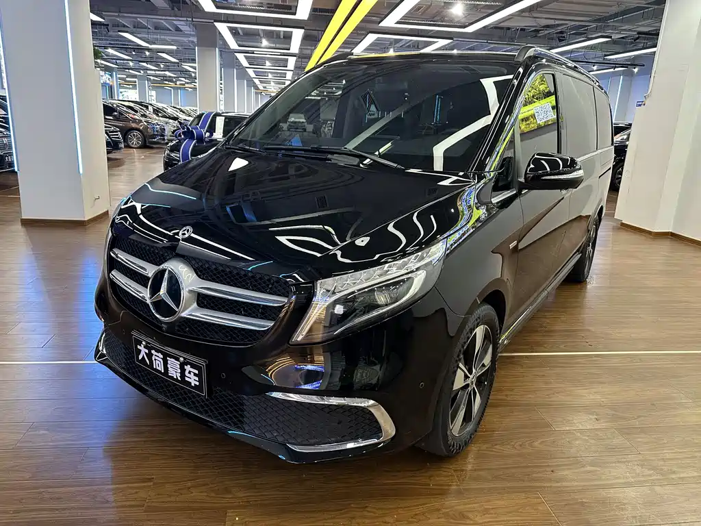 Mercedes-Benz V-Class 2020 — фото 2