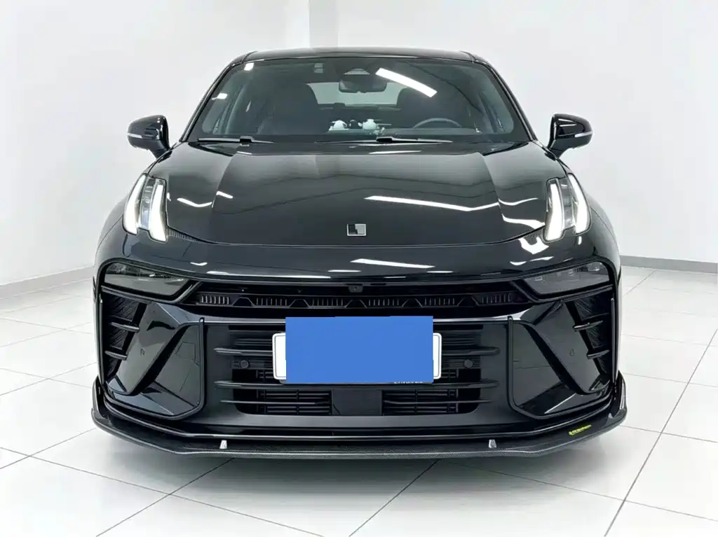 Lynk & Co 03 2025