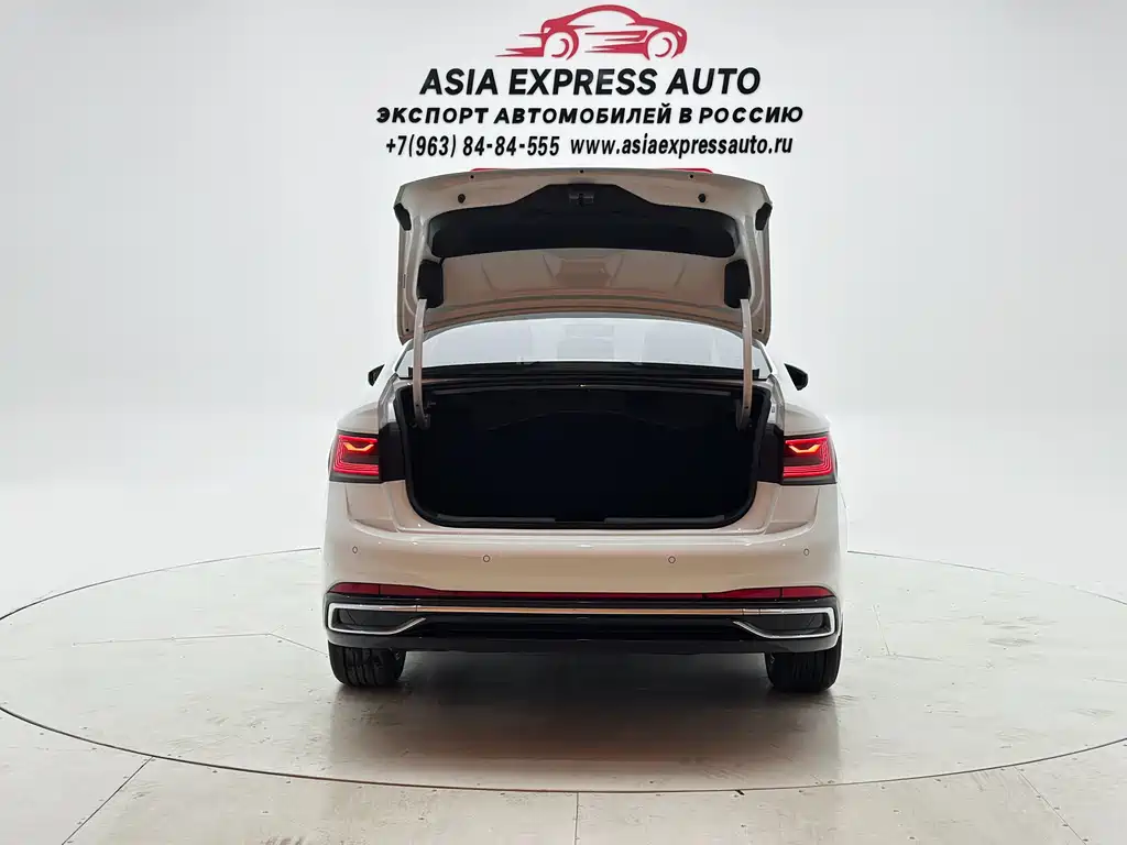 Volkswagen Sagitar 2022