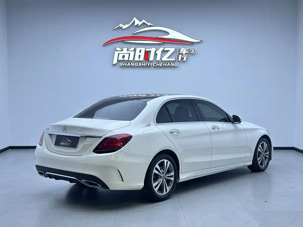 Mercedes-Benz C-Class 2020 — фото 8