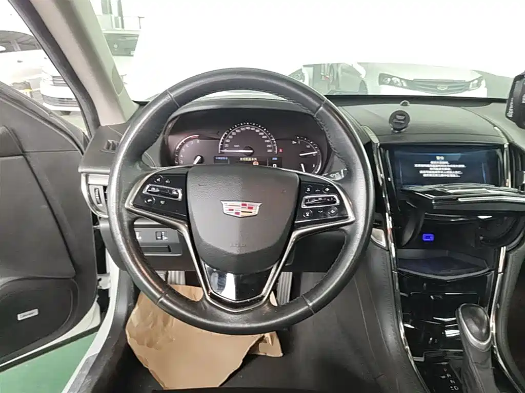 Cadillac ATS-L 2017 — фото 11