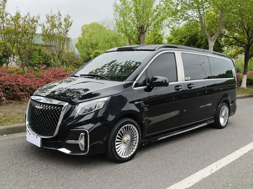 Mercedes-Benz Vito 2022 — фото 1