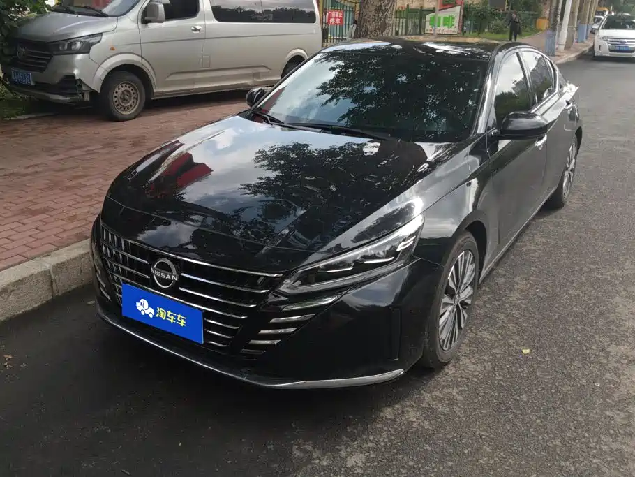 Nissan Teana 2025