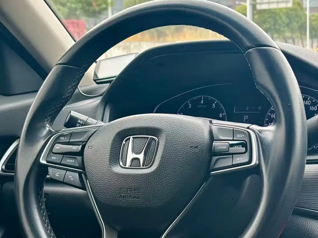 Honda Accord 2020 — фото 14