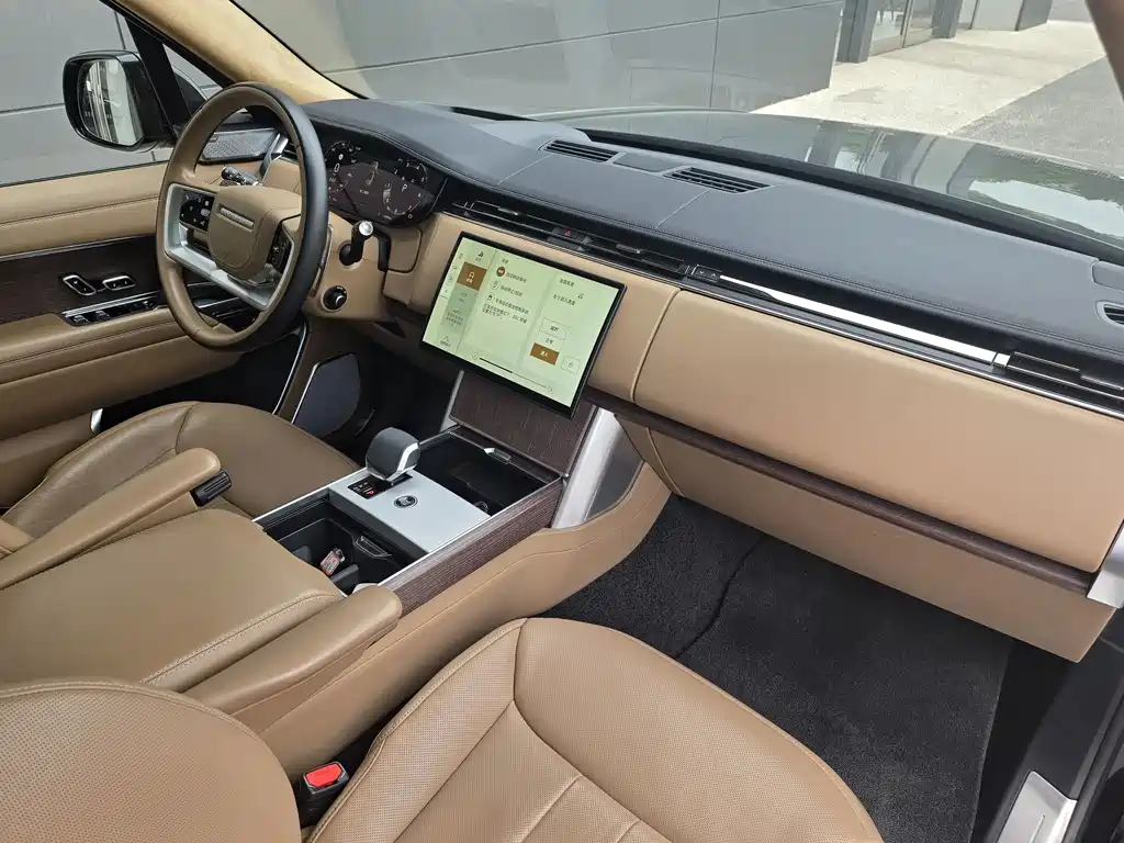 Land Rover Range Rover 2024 — фото 14