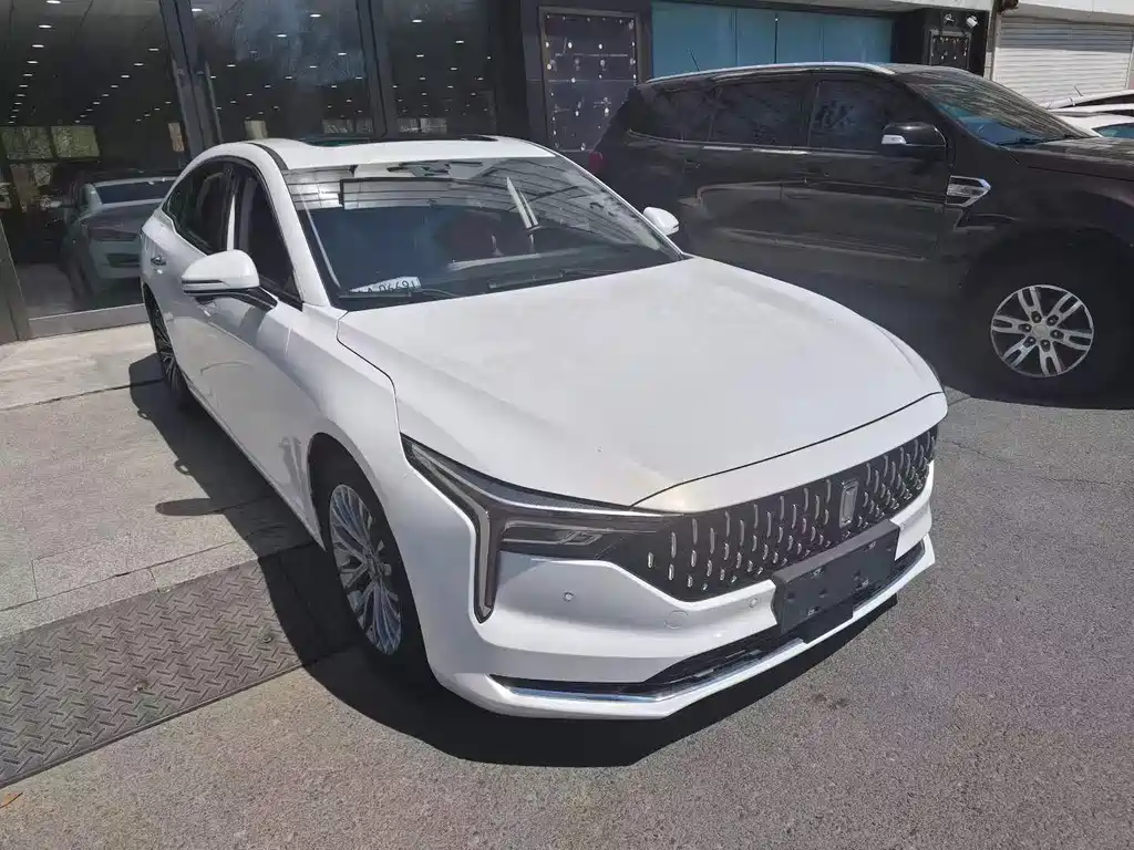 Bestune B70 2023 — фото 3