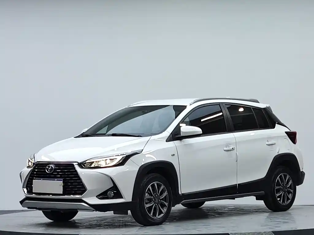 Toyota Yaris L 2022