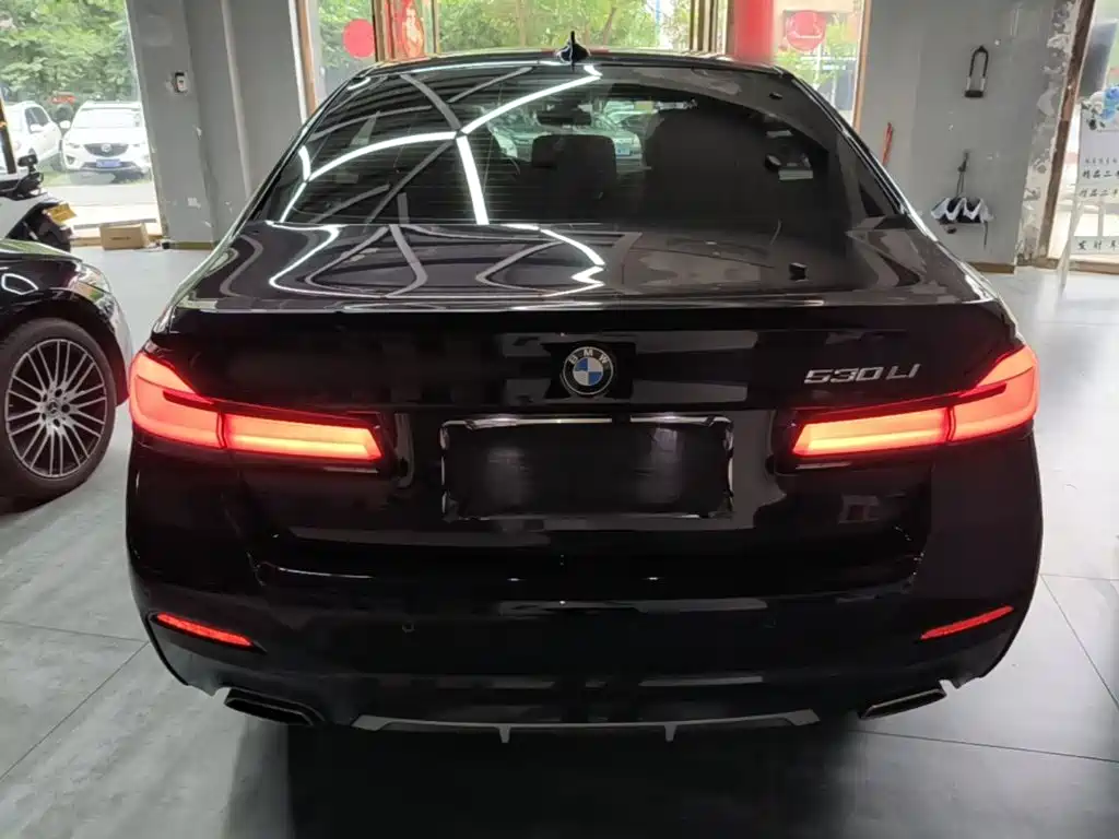 BMW 5 Series 2022