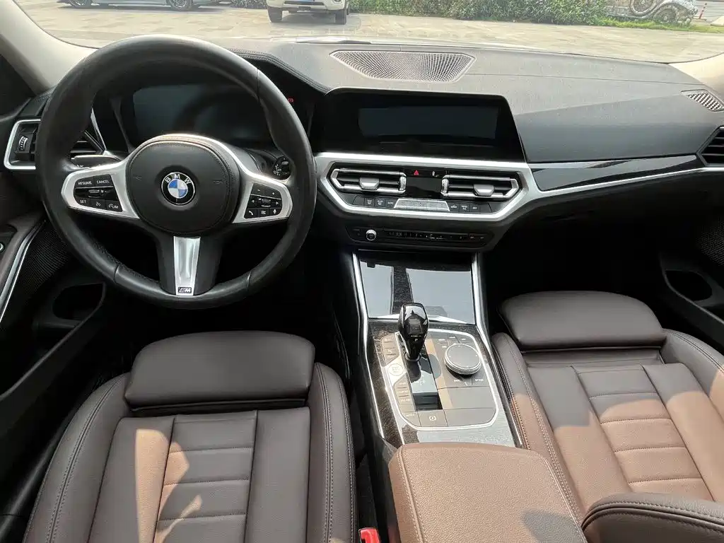 BMW 3 Series 2020 — фото 19