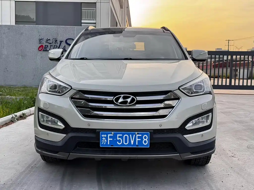 Hyundai Santa Fe 2014 — фото 2