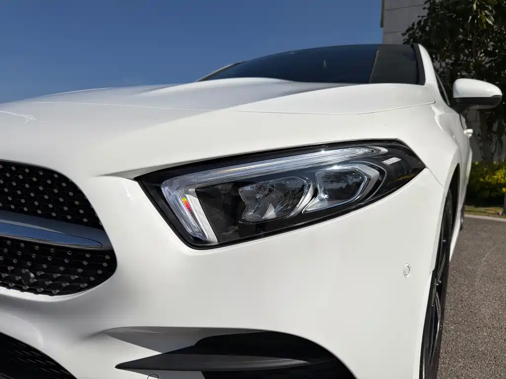 Mercedes-Benz A-Class 2023 — фото 11