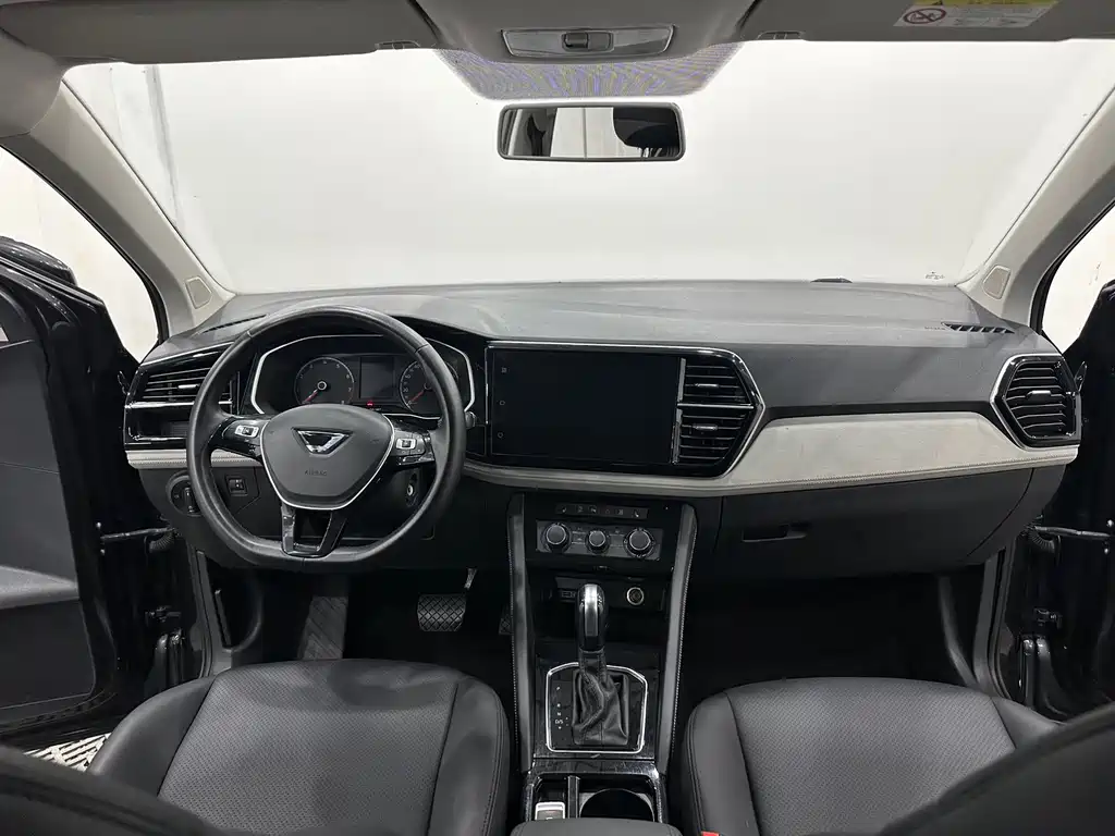 Jetta VS5 2023