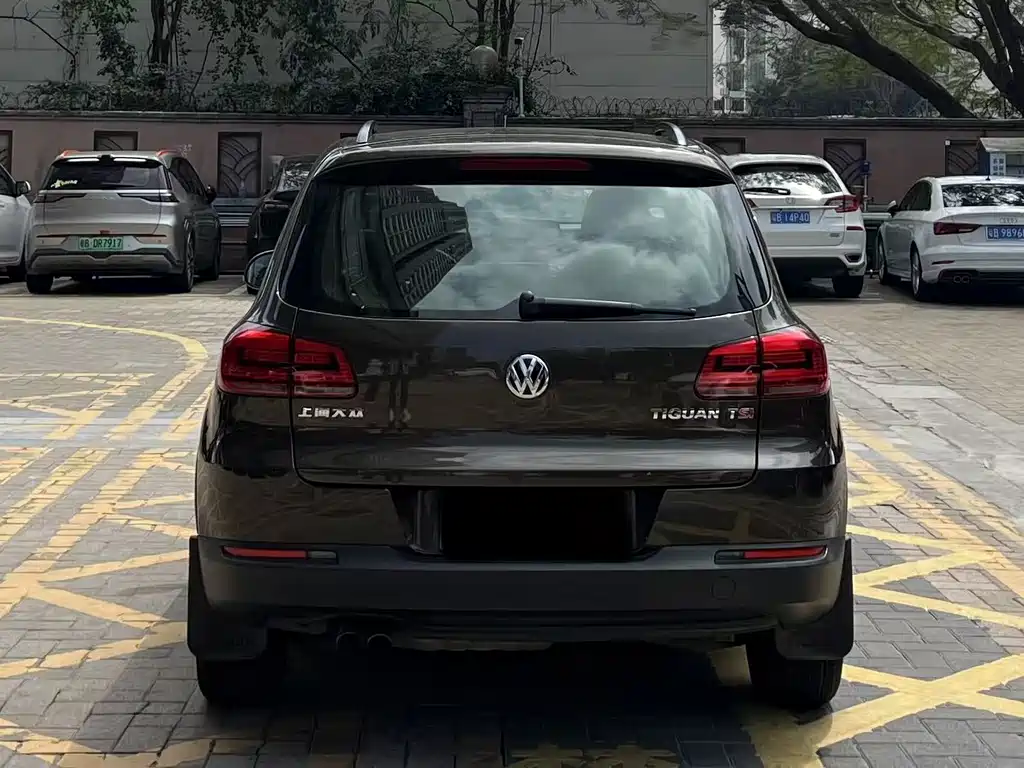 Volkswagen Tiguan 2015 — фото 10
